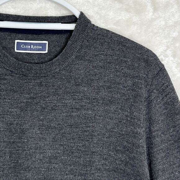 Club Room Luxury Men's Sweater Fine Wool Sz M Gray Crew Neck Business Travel - Picture 2 of 8